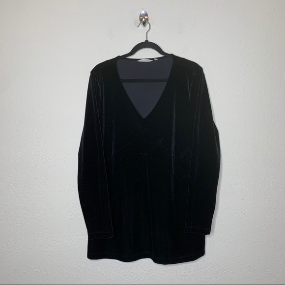 Soft Surroundings Tops - Soft Surroundings Black Isolde Velvet Tunic Top